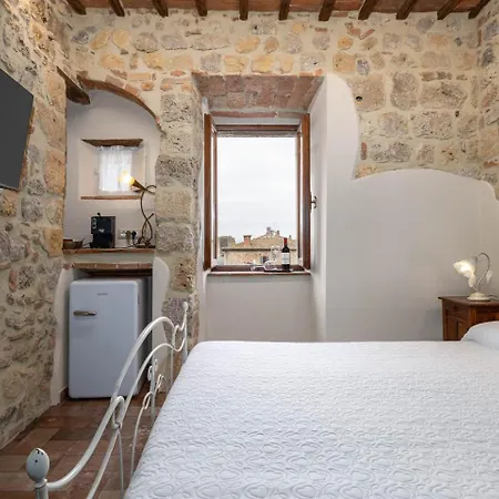 Affittacamere Sognare Nel Castello Monteriggioni